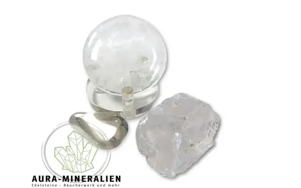 Bergkristall Set von Aura Mineralien mit Rohstein, Trommelstein und Scheibenstein für Klarheit und Energie.