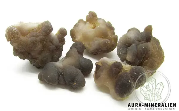 Naturbelassene Chalcedon Knolle Rohstein aus Merzouga, Marokko.
