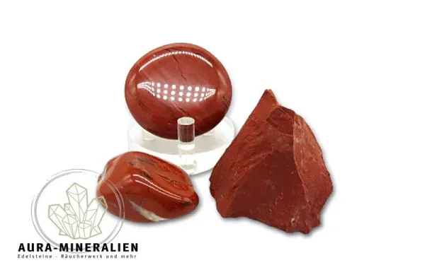 Roter Jaspis Set von Aura Mineralien mit Rohstein, Trommelstein und Scheibenstein für Energie und Standfestigkeit.