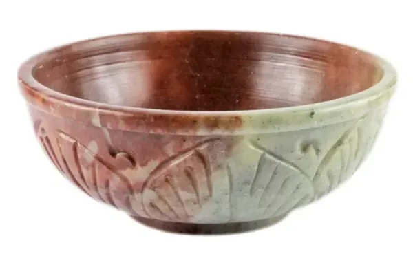 Handgefertigte Schale aus Speckstein mit Außenverzierung 10 cm