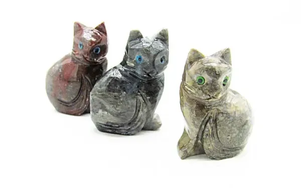 Specksteinfigur Katze sitzend klein