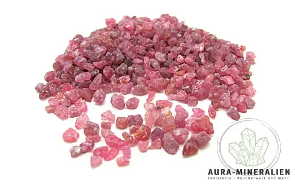 Seltene Spinell Rohsteine aus Vietnam, kleine rosa-rote Edelsteine 0,5-1 mm Körnung