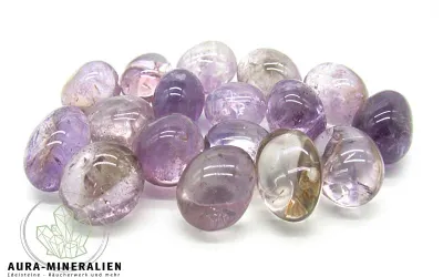 Heller Amethyst Trommelstein aus Bolivien in zartem Flieder-Violett