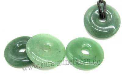 Grüner runder Aventurin Donut Edelstein aus Brasilien mit 30 mm Durchmesser