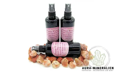 Power-Wasser Edelstein-Spray Nia-Linie in der Violettglasflasche.