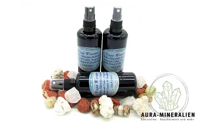 100ml Yoga-Wasser Sprayflasche im Violettglas mit passendem Edelsteingranulat.