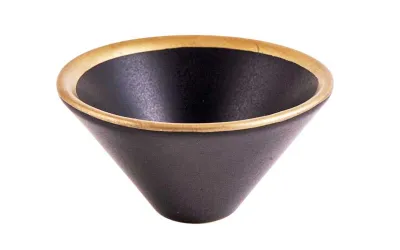 Konische schwarze Keramik-Räucherschale mit Goldrand in eleganter Optik.