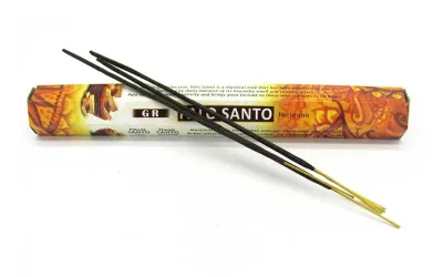 Palo Santo Räucherstäbchen in Naturverpackung für spirituelle Reinigung