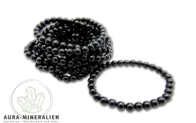 Tiefschwarzes Schungit Kugelarmband aus Karelien mit polierten 6mm Perlen